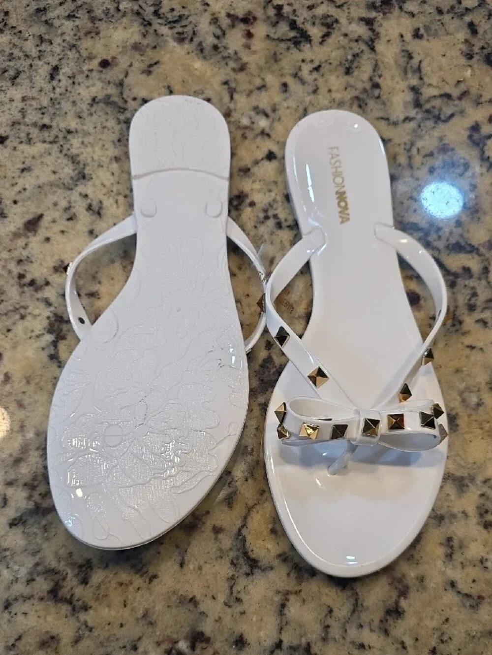 Fashion Nova White Studded Bow Jelly Thong Sandals - NWOB